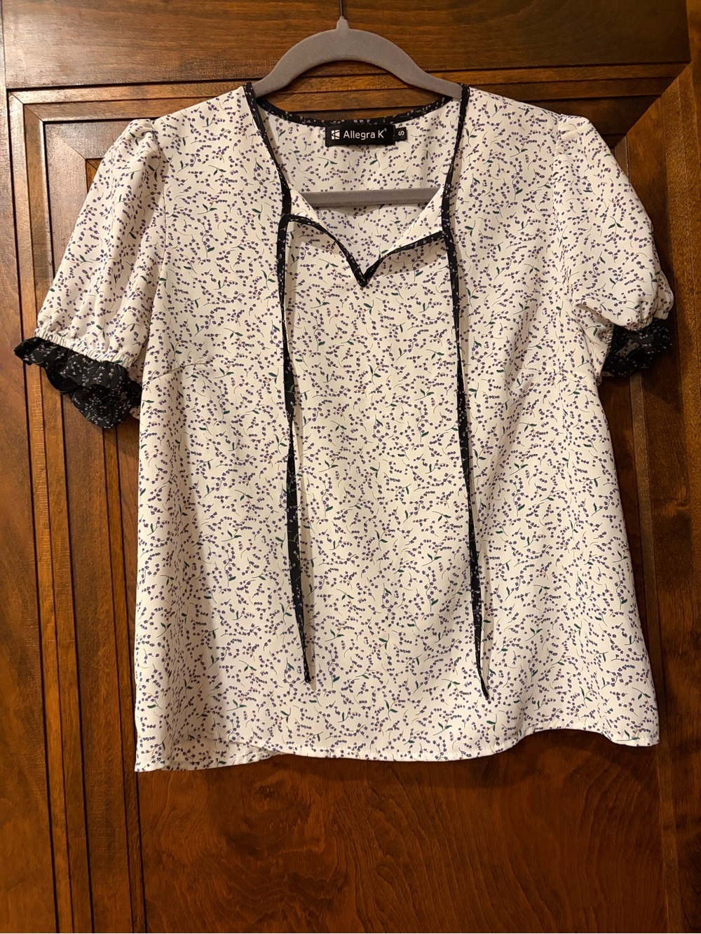Allegra K White Blouse with Blue Speckle Print and Black Lace Trim